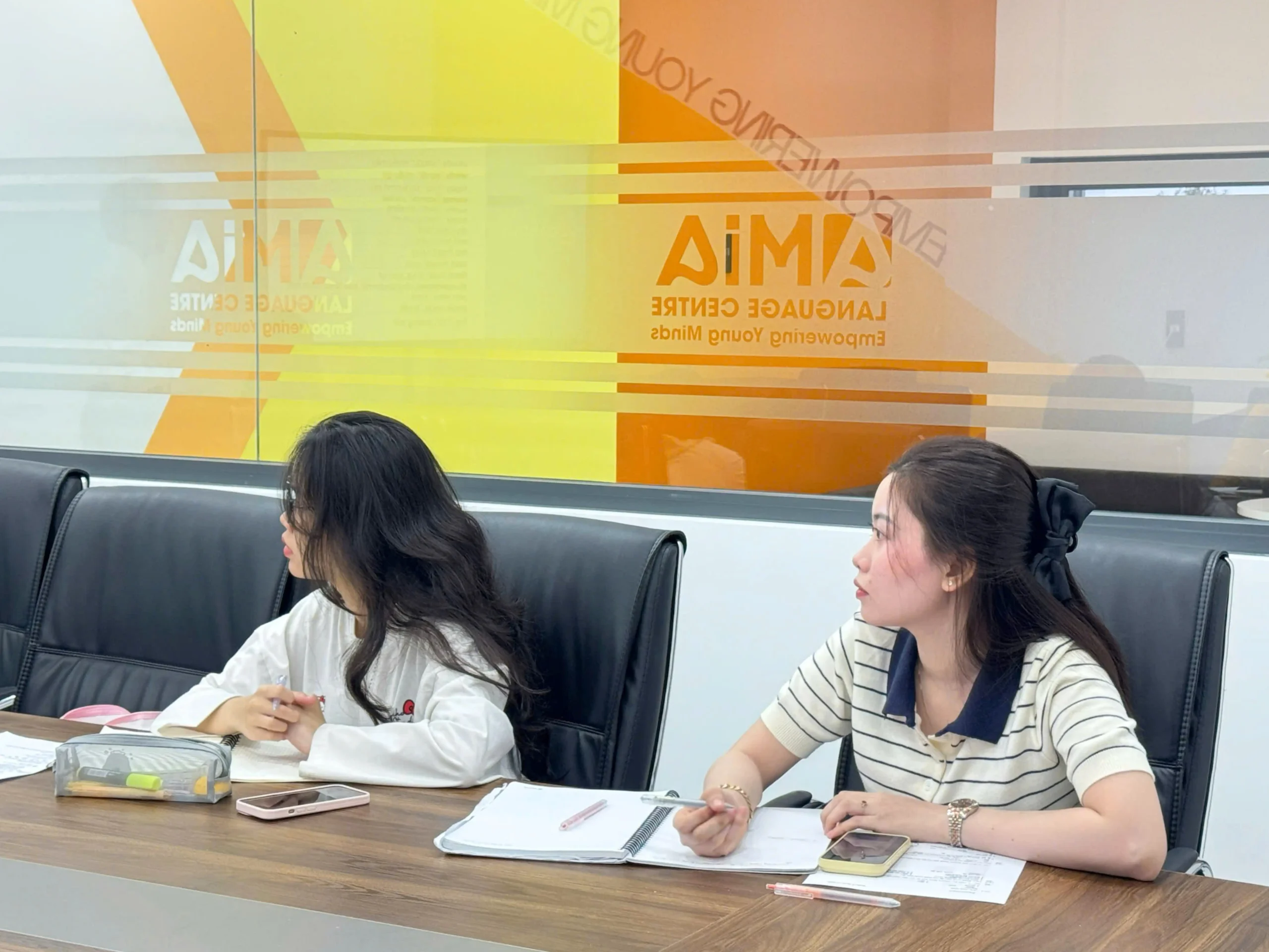 Tiếng Anh giao tiếp là gì? Và nên bắt đầu như thế nào?
