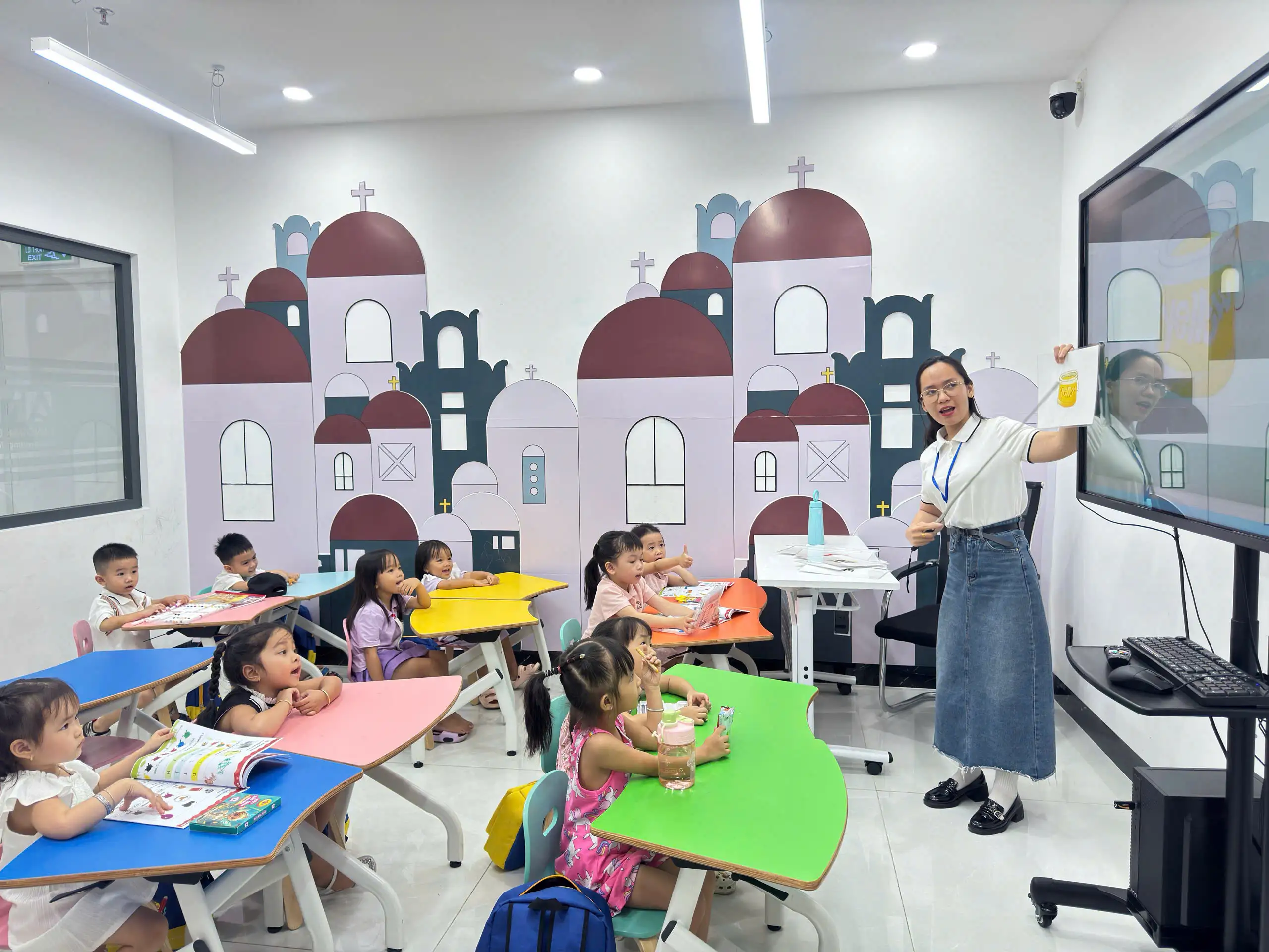 lớp tiếng anh cho bé 3-6 tuổi